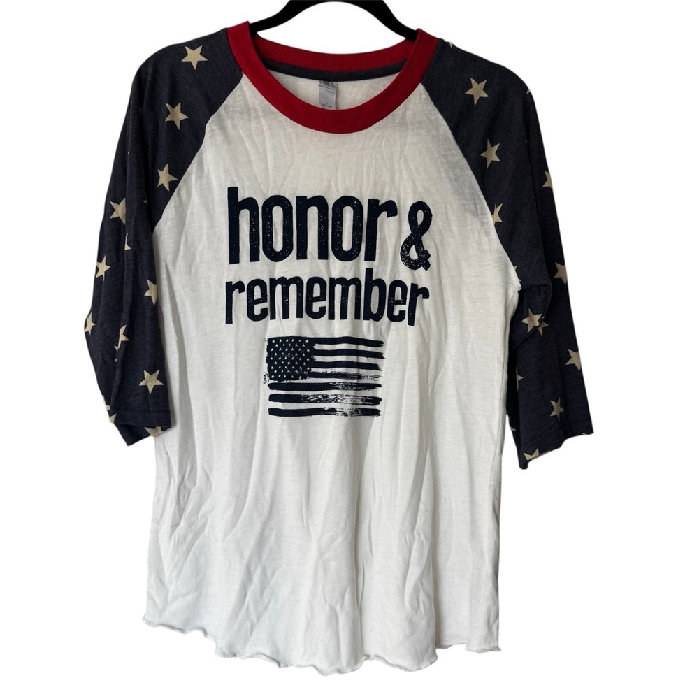 NWOT boutique patriotic Honor & Remember shirt. Size Large